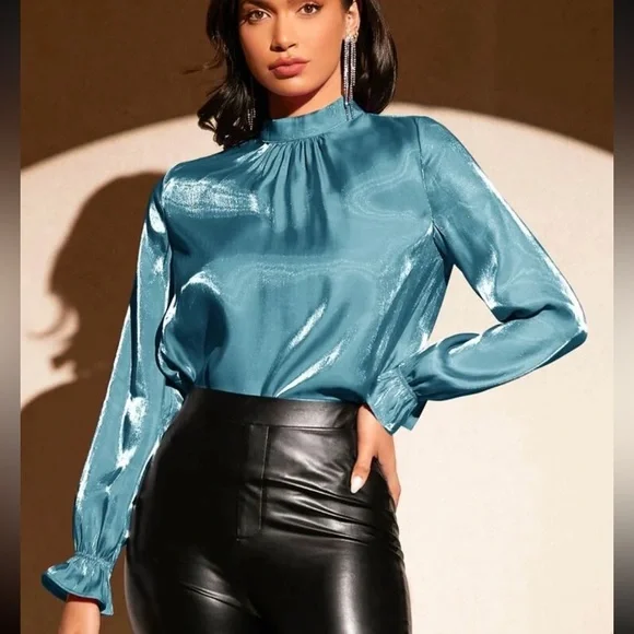 Metallic Blue Blouse - Picture 5 of 5